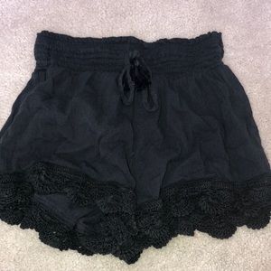Super cute ruffle shorts